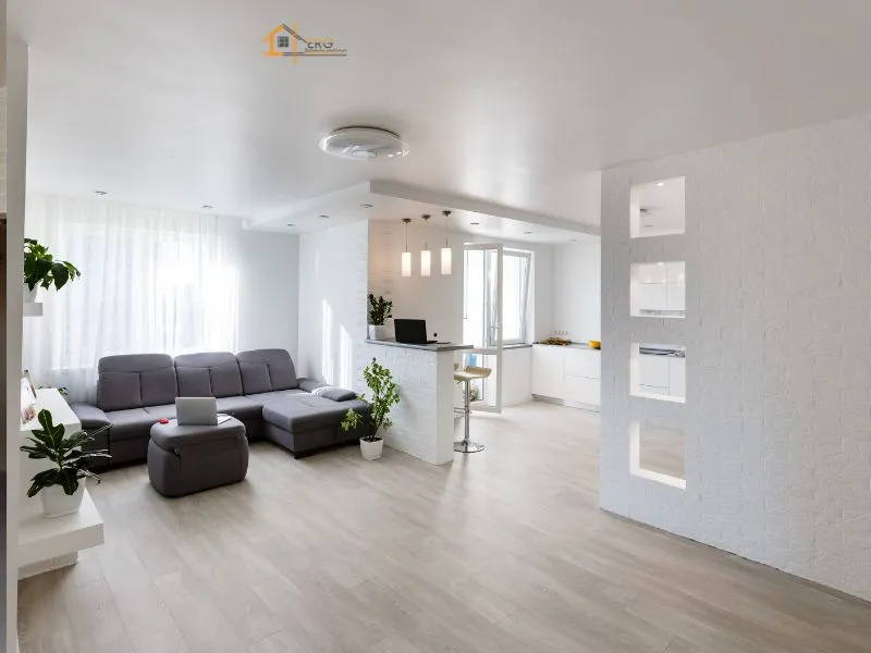 Rénovation complète d'un studio dans le 11e, incluant une intervention d'urgence pour une fuite. Un projet mené avec réactivité et professionnalisme.